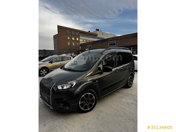 Sahibinden Ford Tourneo Courier 1.5 TDCi Titanium Plus 2022 Model Ankara 61.000 km füme (füme)