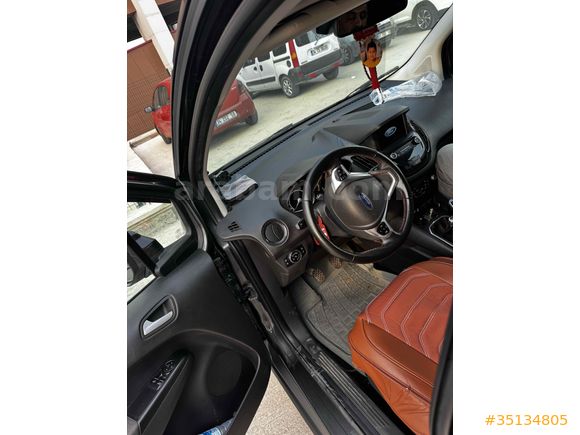 Sahibinden Ford Tourneo Courier 1.5 TDCi Titanium Plus 2022 Model Ankara 61.000 km füme (füme)