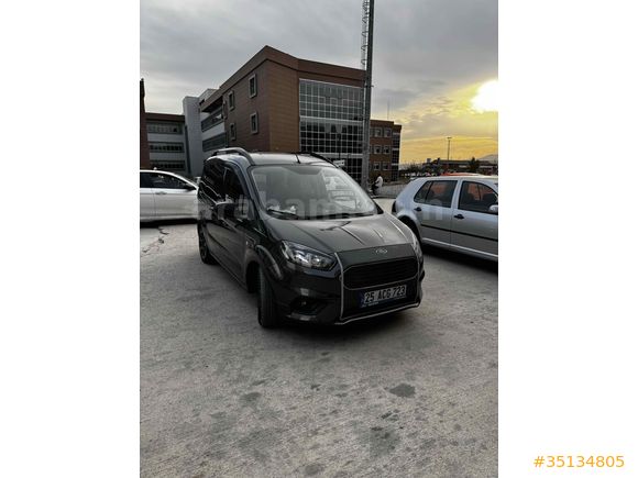 Sahibinden Ford Tourneo Courier 1.5 TDCi Titanium Plus 2022 Model Ankara 61.000 km füme (füme)