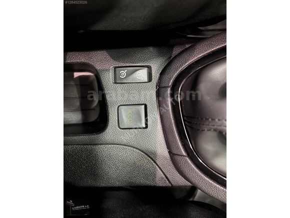 2016 MODEL RENAULT CLIO SPORT TOURER ICON 1.5 DCI 90