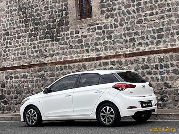 2018 MODEL HYUNDAİ i20 1.4 CRDI JUMP