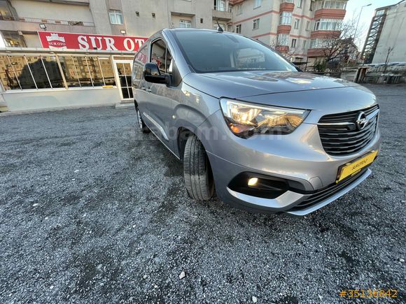 SUR OTO-2 2022 OPEL COMBO 1.5 ELEGANCE XL