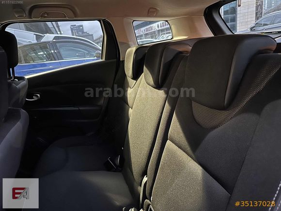 ERKUT AUTO DAN 2017 MODEL 1.5 DCİ SPORTTOURER