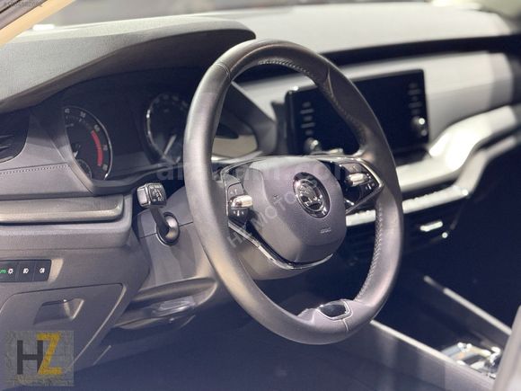HZ MOTORS 2024 OCTAVİA E-TEC BOYASIZ SERVİS BAKIMLI GARANTİLİ