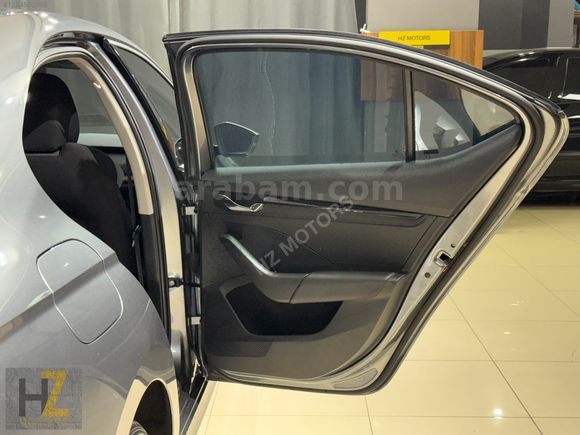 HZ MOTORS 2024 OCTAVİA E-TEC BOYASIZ SERVİS BAKIMLI GARANTİLİ