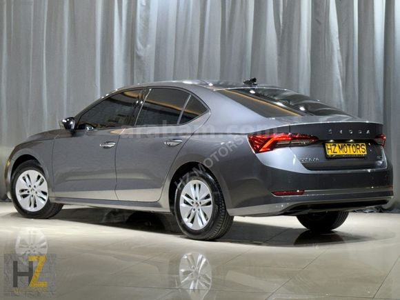 HZ MOTORS 2024 OCTAVİA E-TEC BOYASIZ SERVİS BAKIMLI GARANTİLİ
