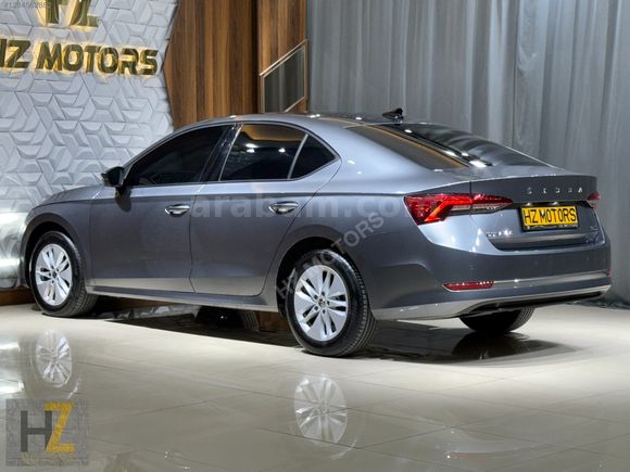 HZ MOTORS 2024 OCTAVİA E-TEC BOYASIZ SERVİS BAKIMLI GARANTİLİ