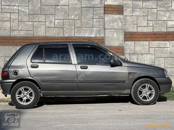 "TBT GARAGE'DEN RENAULT CLİO"