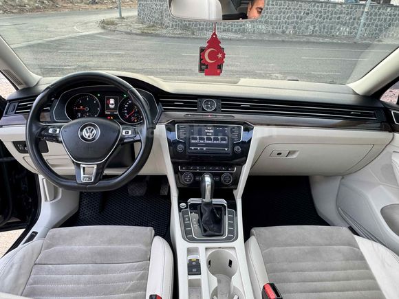 passat b8 dolu paket
TAKAS OLUR
