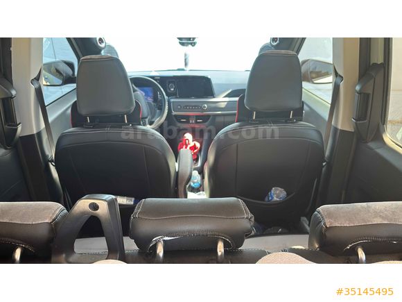 Sahibinden Ford Tourneo Courier 1.5 EcoBlue Titanium 2024 Model 