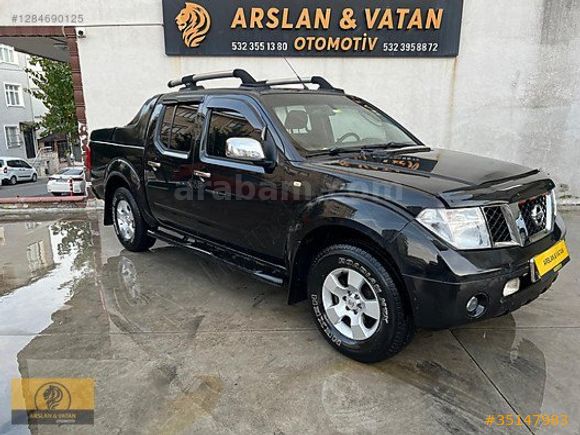 NISSAN NAVARA 2.5 TDİ 4X2 SE 144 HP OTOMATIK YENİ MUAYENELİ