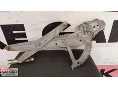 Peugeot 205 Sağ Arka Kapı Cam Krikosu