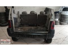 Peugeot Partner Citroen Berlingo Kesme Arka Sol Sağ Çamurluk