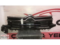 9825347677 Citroen C5 Ön Panjur(16-21)(Çıkma)