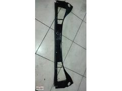 BM51-A02216-A Ford Focus Ön Cam Izgarası (Çıkma)
