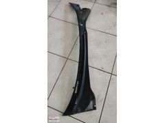 51748698 Fiat Punto Ön Cam Izgarası (Çıkma)
