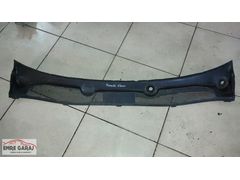 668110020R - 668110021R Renault Fluence Megane 3 Ön Cam Izgarası