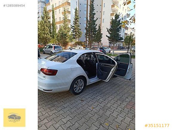 ULUÇAY AUTO'DAN 2016 VOLKSWAGEN JETTA 1.4 TSI COMFORTLİNE