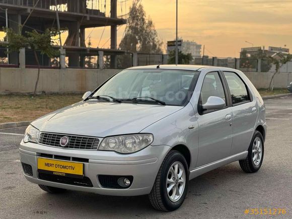  Fiat Palio 1.4 Fire Premio Sole 2011 
Model kazasız değişensiz boyasız 