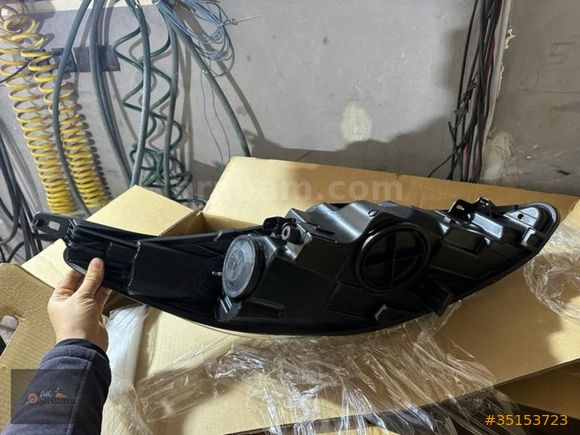 FİESTA SOL FAR MERCEKLİ SIFIR ORJİNAL 8A6113W030CH