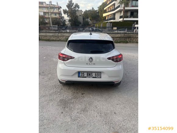 Sahibinden Renault Clio 1.0 TCe Touch 2023 Model 