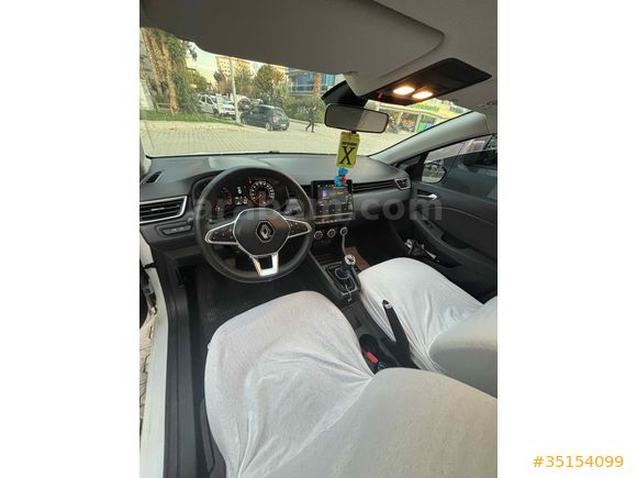 Sahibinden Renault Clio 1.0 TCe Touch 2023 Model 