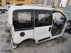 Fiat Fiorino Sağ Arka Çamurluk
