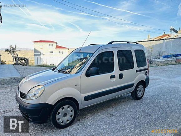 2010 MODEL RENAULT KANGOO 1.5 DİZEL İLK SAHİBİNDEN TEMİZ