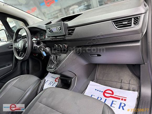 ERLER OTO 2024 KANGOO 1.5BLUEDCI -10FRIGO %60 PEŞİN 12 SENET