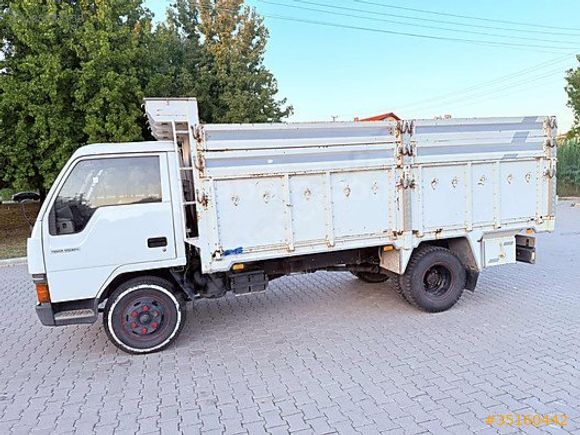 EMSALSİZ KM HATASIZ BOYASIZ AHŞAP KASALI MİTSUBİSHİ FE 449