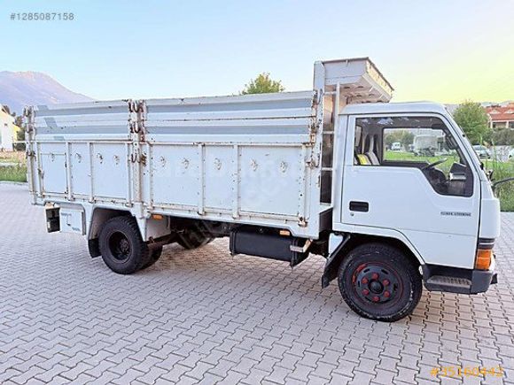 EMSALSİZ KM HATASIZ BOYASIZ AHŞAP KASALI MİTSUBİSHİ FE 449