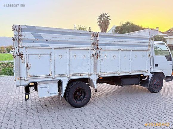 EMSALSİZ KM HATASIZ BOYASIZ AHŞAP KASALI MİTSUBİSHİ FE 449