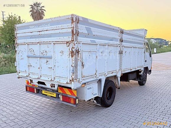 EMSALSİZ KM HATASIZ BOYASIZ AHŞAP KASALI MİTSUBİSHİ FE 449