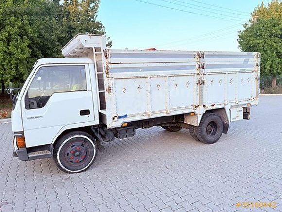 EMSALSİZ KM HATASIZ BOYASIZ AHŞAP KASALI MİTSUBİSHİ FE 449