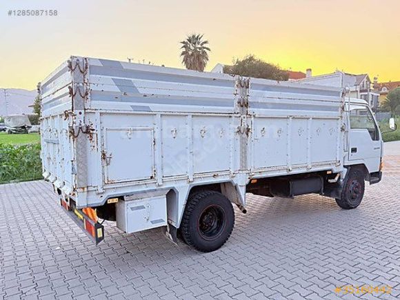 EMSALSİZ KM HATASIZ BOYASIZ AHŞAP KASALI MİTSUBİSHİ FE 449