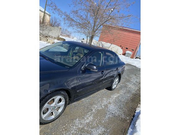Acil Satılıktır Memurdan Skoda Octavia 1.6 TDI Elegance CR 2011 Model Sunroof’lu