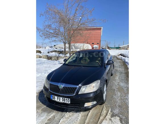 Sahibinden Skoda Octavia 1.6 TDI Elegance CR 2011 Model Sunroof’lu