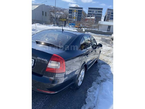 Acil Satılıktır Memurdan Skoda Octavia 1.6 TDI Elegance CR 2011 Model Sunroof’lu
