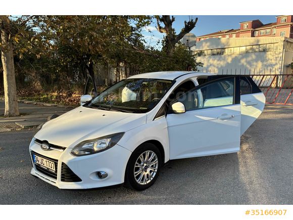 Sahibinden Ford Focus 1.6 Ti-VCT Titanium 2012 Model 