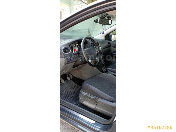 Sahibinden Ford Focus 1.6 Titanium 2010 Model.