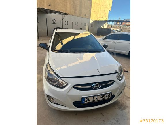 memurdan düşük km Hyundai Accent Blue 1.6 CRDI Mode Plus 2015 Model