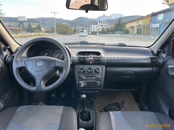 2000  MDL 1.4 16V ECOTEC KLİMALI CORSA