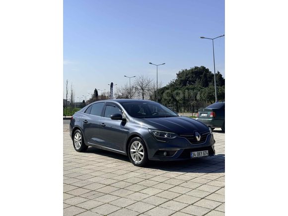 HATASIZ KUSURUZ TESLA EKRANLI MEGANE 4