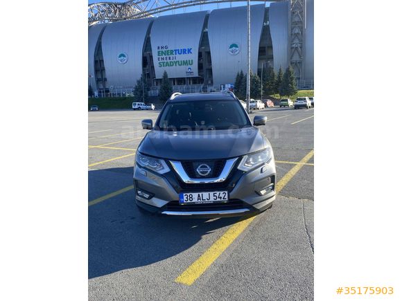 Sahibinden Nissan X-Trail HATASIZ BOYASIZ DEĞİŞENSİZ  2017 Model 