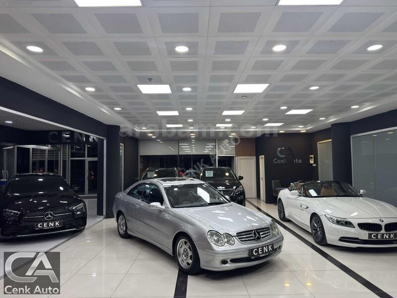 Galeriden Mercedes - Benz CLK 270 CDI Avantgarde 2003 Model İstanbul 332.000 km Gri