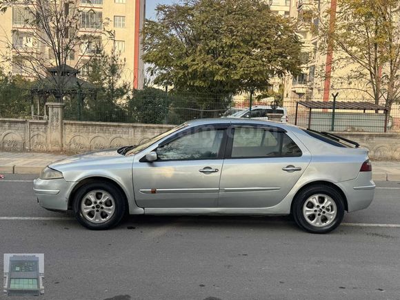 2004 LAGUNA 2 1.6 KREDİ KARTI GEÇERLİDİR