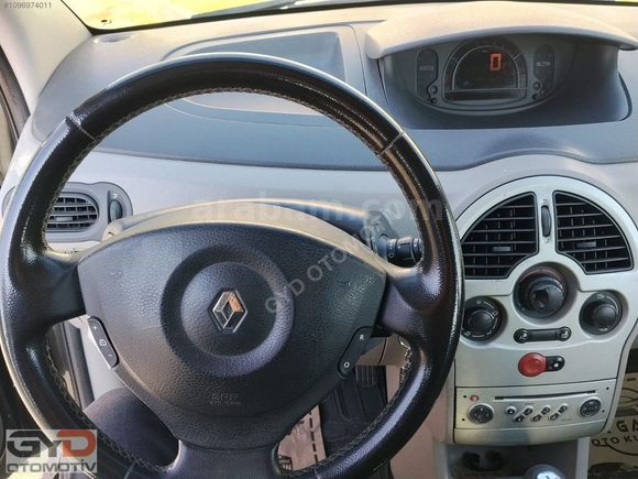 EFSANE SATIŞTA 2006 MODEL 1.5 DİZEL FULL+FULL RENAULT MODUS