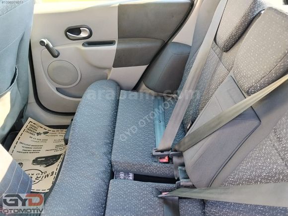 EFSANE SATIŞTA 2006 MODEL 1.5 DİZEL FULL+FULL RENAULT MODUS