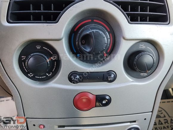 EFSANE SATIŞTA 2006 MODEL 1.5 DİZEL FULL+FULL RENAULT MODUS