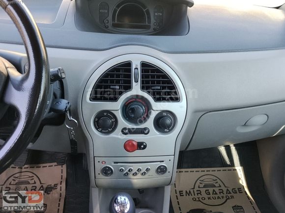 EFSANE SATIŞTA 2006 MODEL 1.5 DİZEL FULL+FULL RENAULT MODUS